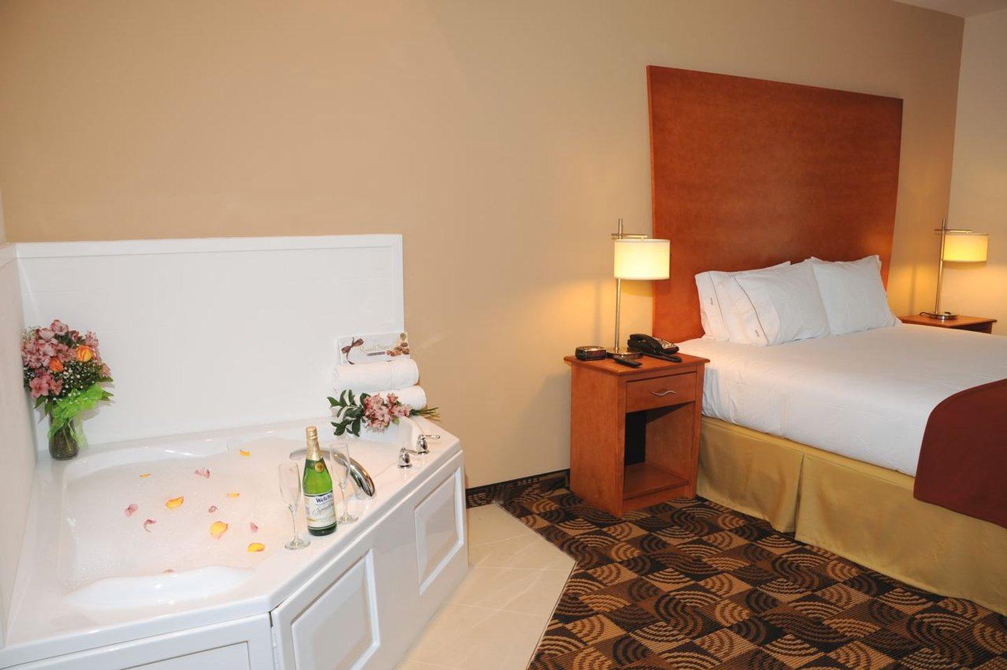 Holiday Inn Express Hotel & Suites Bainbridge By Ihg Exterior foto